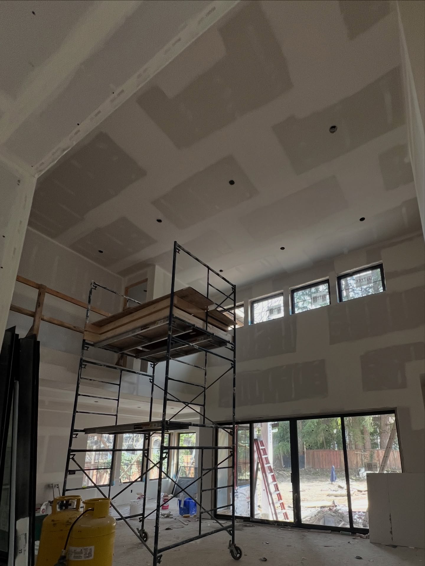 Just a quick flex for a new build drywall work 😎
#contractors #builder #generalcontracting #construction #drywall